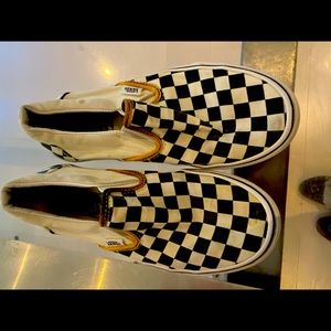 Vans 🤍🖤🤍🖤